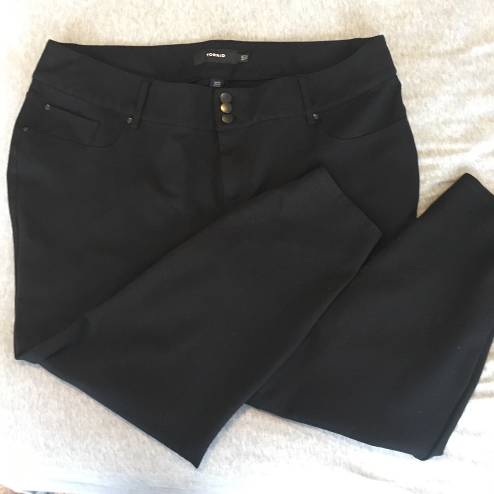 Torrid ponte knit skinny pant size 24S